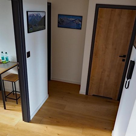 Debina Z Widokiem Apartment Познан Екстериор снимка